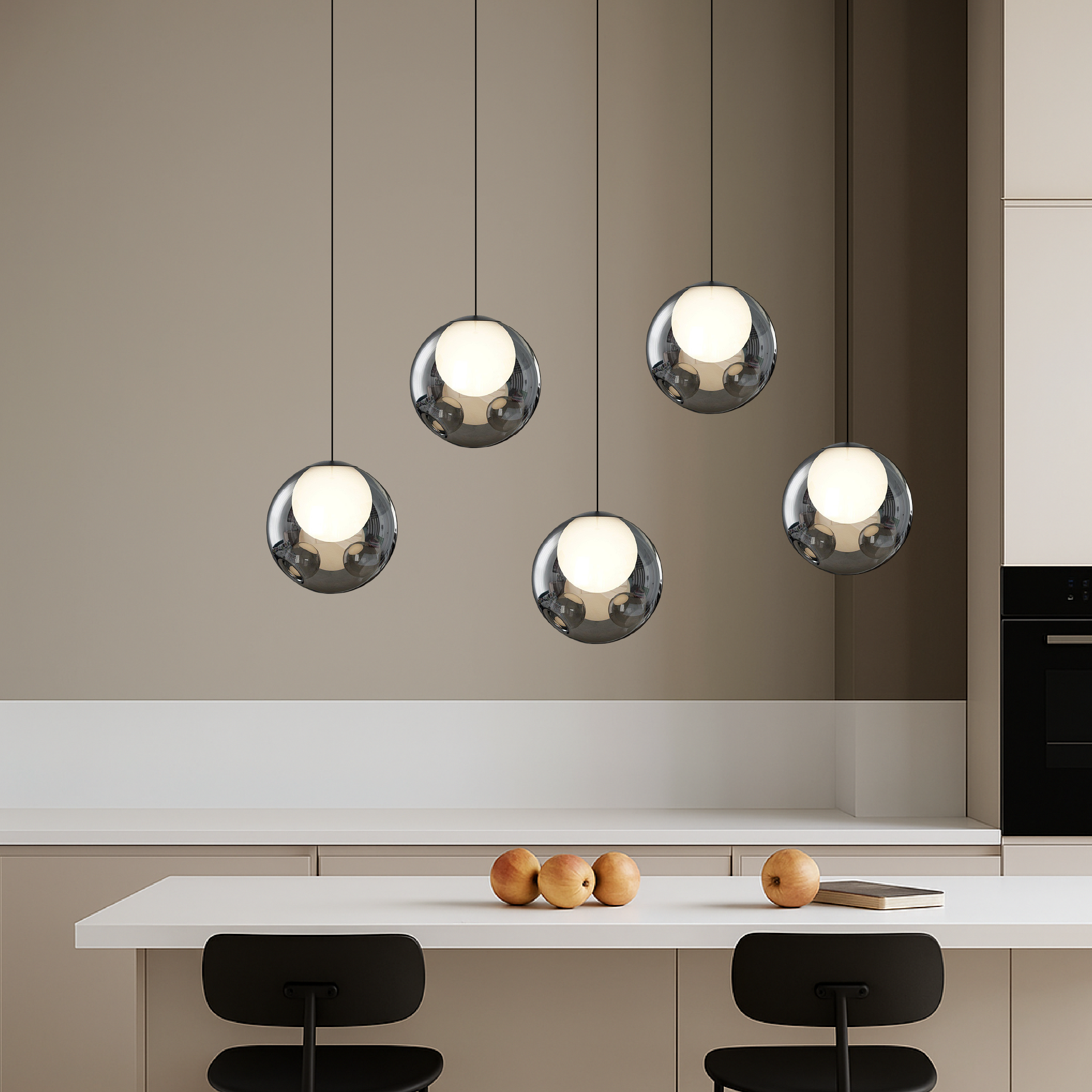 Elyra | Pendelleuchte mit Spiegelglas-Kugel