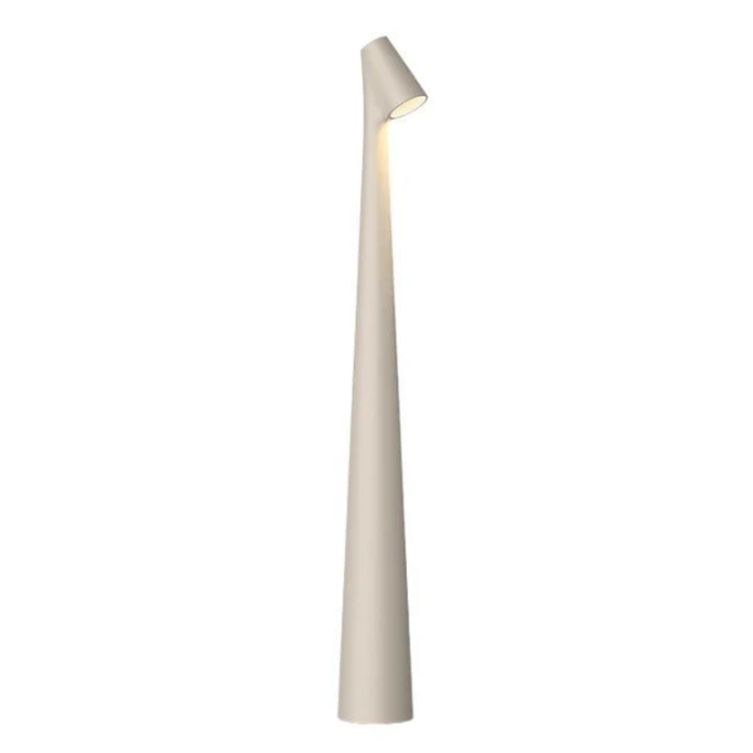 Norvia | Stehleuchte modern schlank