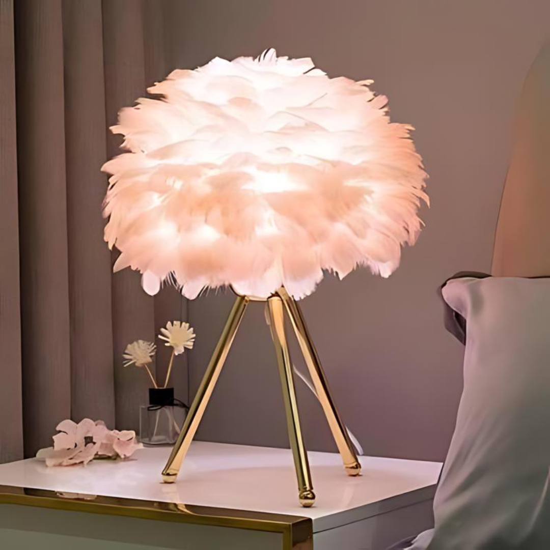 Lunara | Tischlampe mit Federschirm