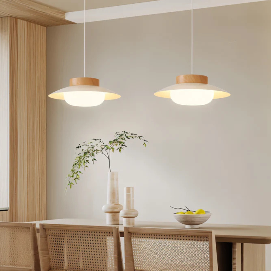 Nuvora | Pendelleuchte mit Holz und Glas
