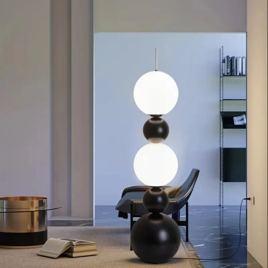 Orviana | Stehleuchte im Kugel-Design