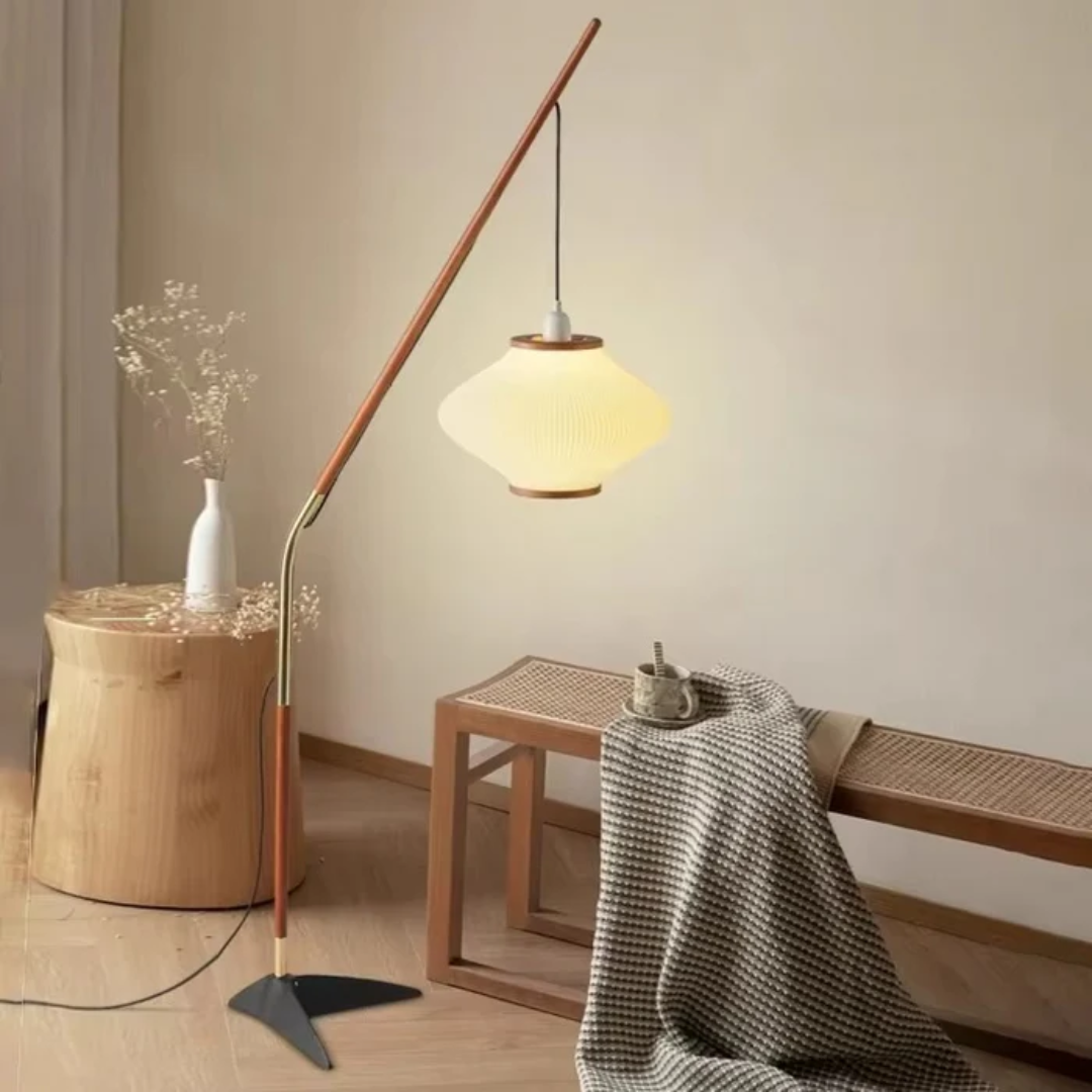 Roder | Mittelalterliche Stehlampe