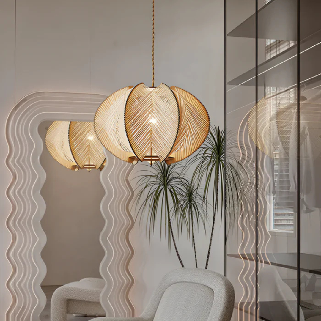 Kalani | Pendelleuchte im Rattan-Blätterdesign