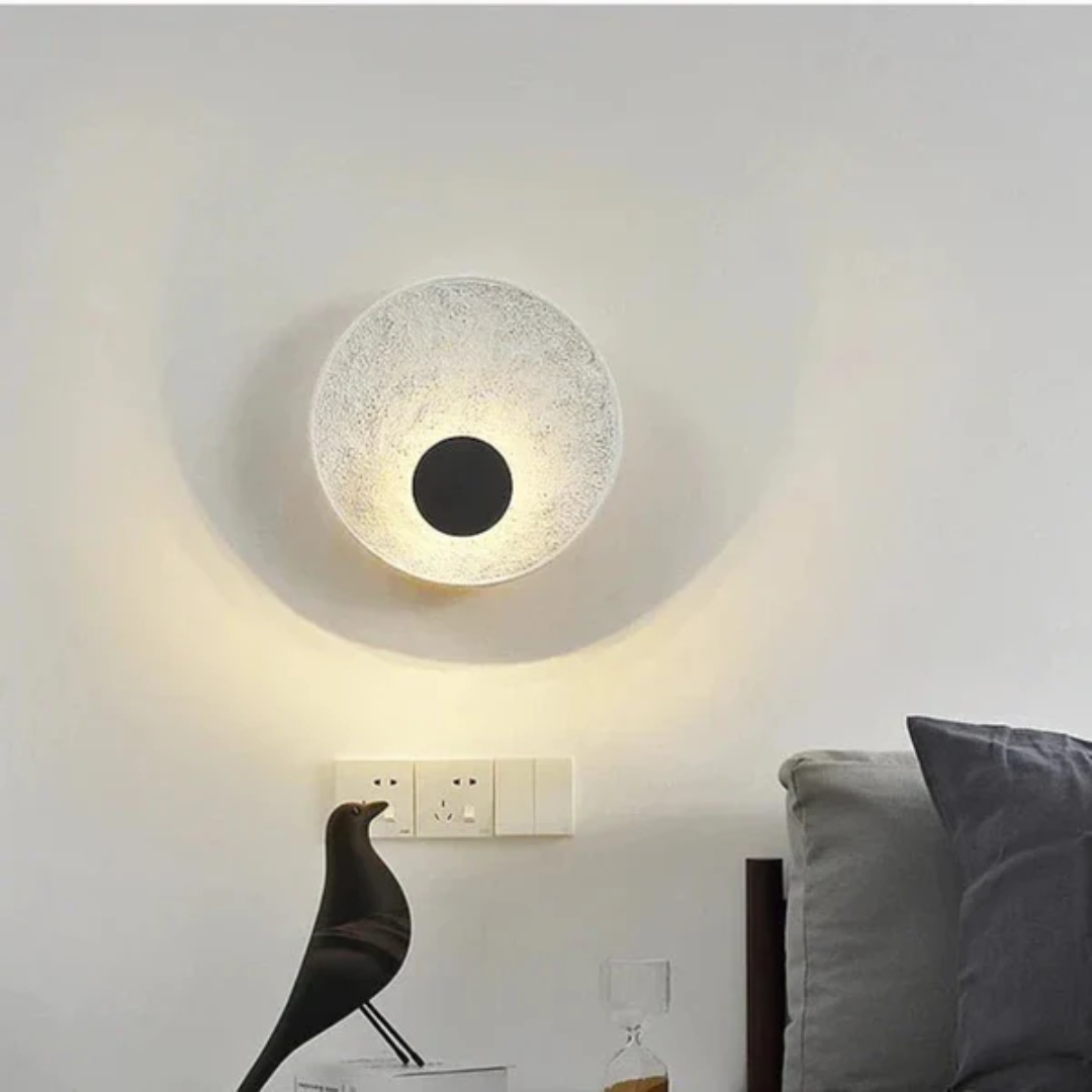 Selene | Runde Leuchtkugel Wandlampe