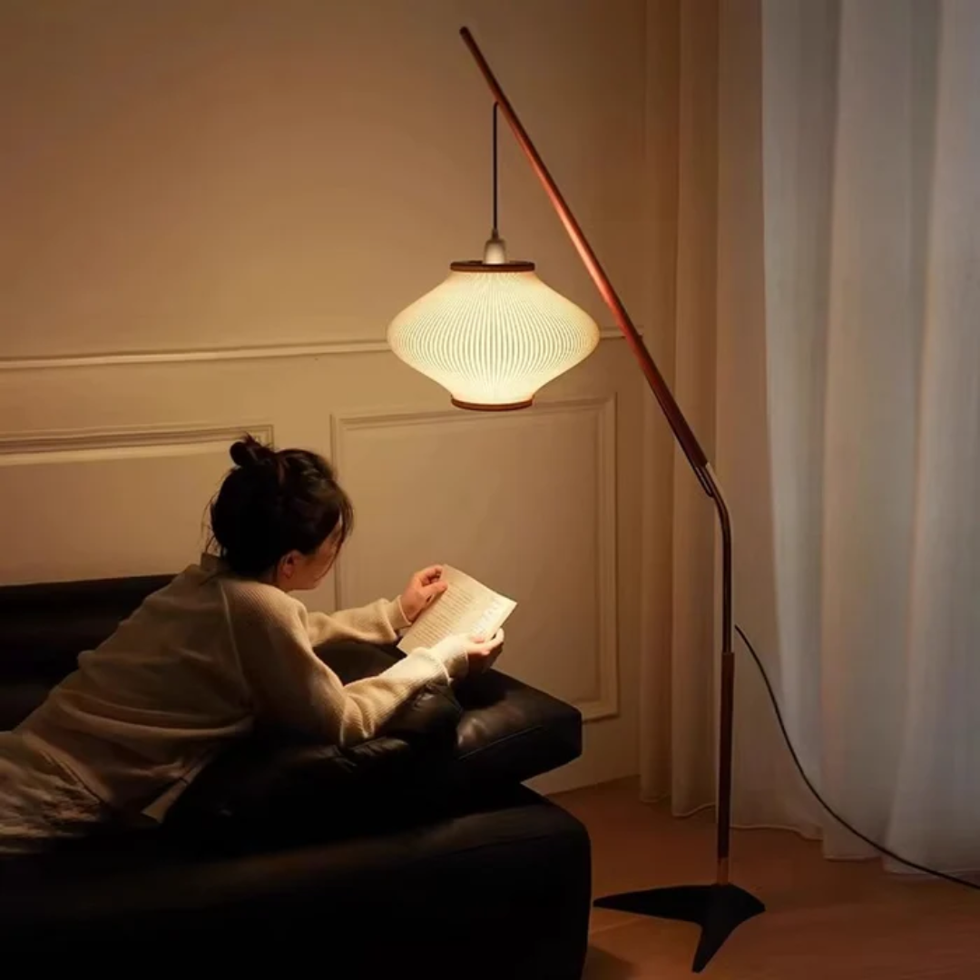 Roder | Mittelalterliche Stehlampe