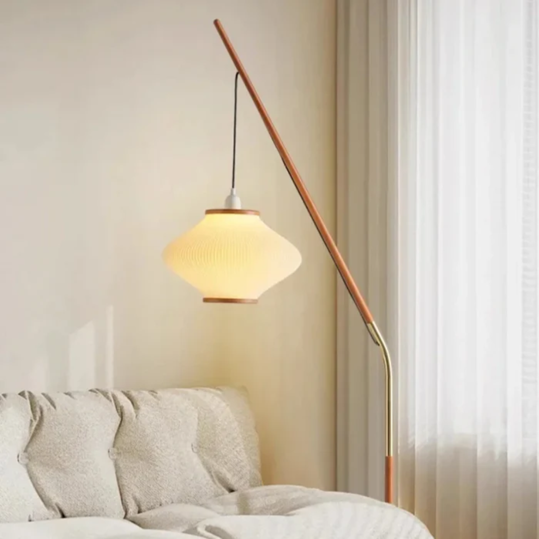 Roder | Mittelalterliche Stehlampe