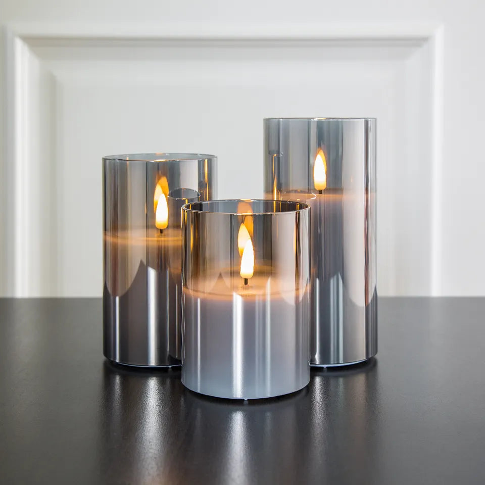 Candly | LED-Kerze mit realistischer Flamme im Glasdesign | Dreier-Set
