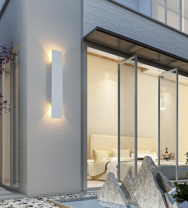 Ardent | Moderne Vertikale LED-Wandleuchte