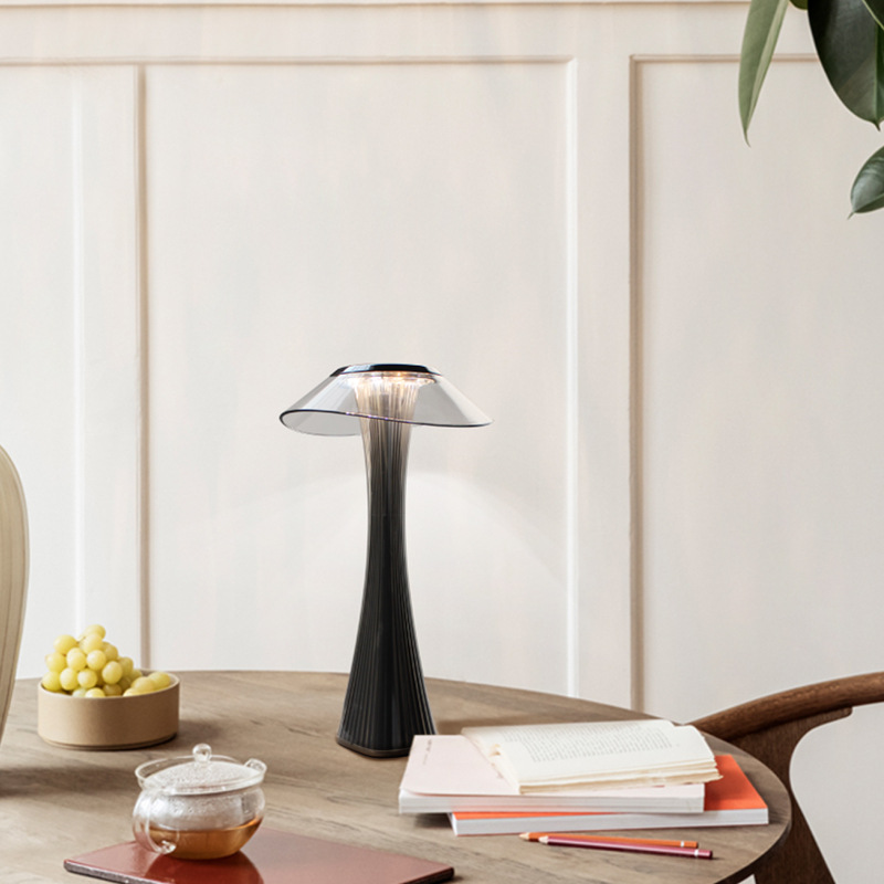 Seravine | Nachttischlampe im Modern-Stil