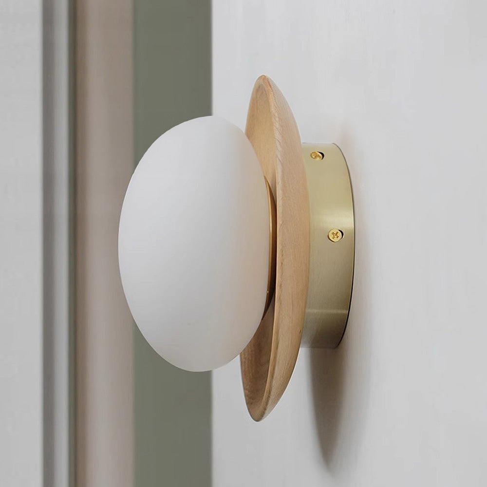 Corvian | Runde LED Wandleuchte mit Holzrahmen