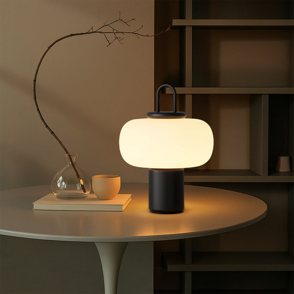 Novira | LED Tischlampe mit Opalglas-Schirm