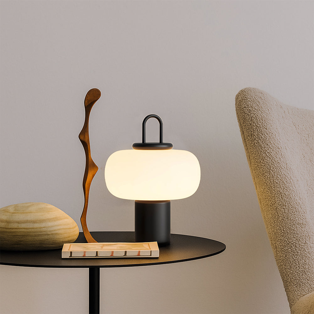 Novira | LED Tischlampe mit Opalglas-Schirm