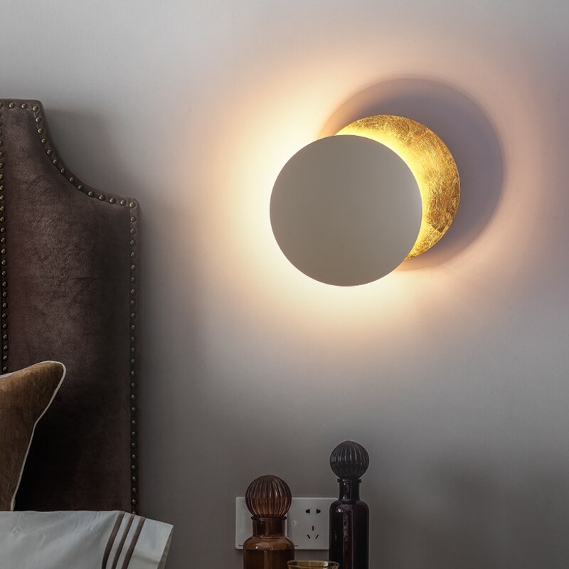 Eclipsera | LED-Wandleuchte im Mond-Design