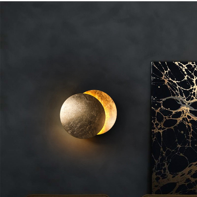 Eclipsera | LED-Wandleuchte im Mond-Design