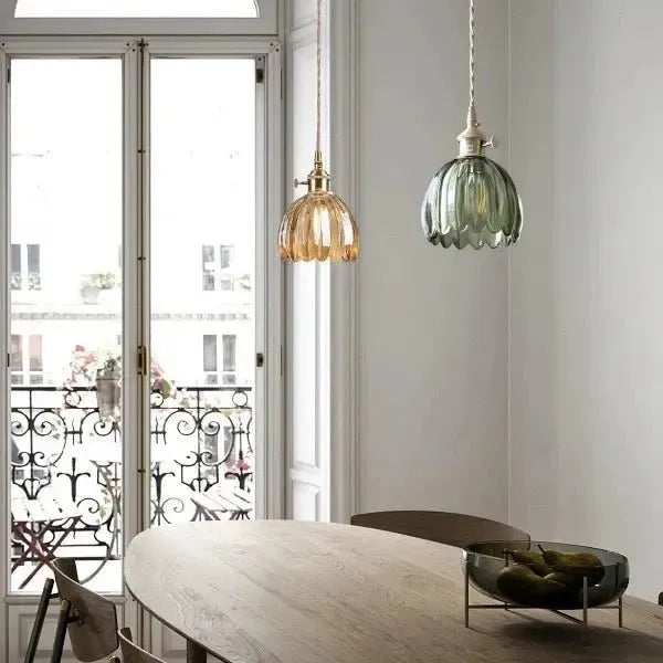 Corvya | Pendelleuchte im Glasblüten-Design