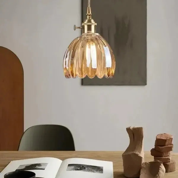 Corvya | Pendelleuchte im Glasblüten-Design