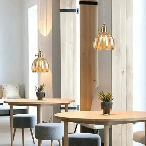 Corvya | Pendelleuchte im Glasblüten-Design