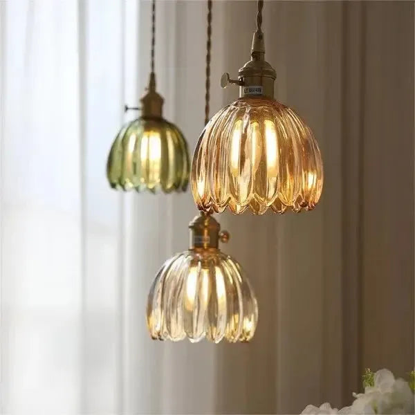 Corvya | Pendelleuchte im Glasblüten-Design