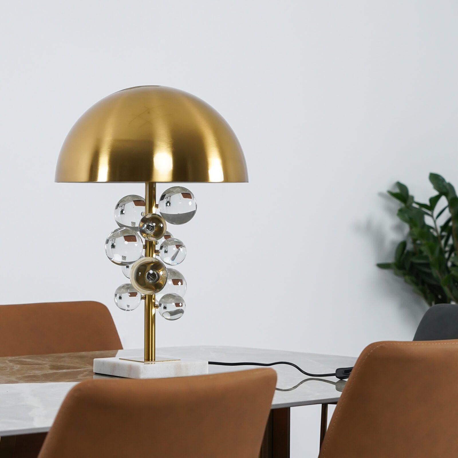 Vera | Retro Marmor Glas-Tischlampe