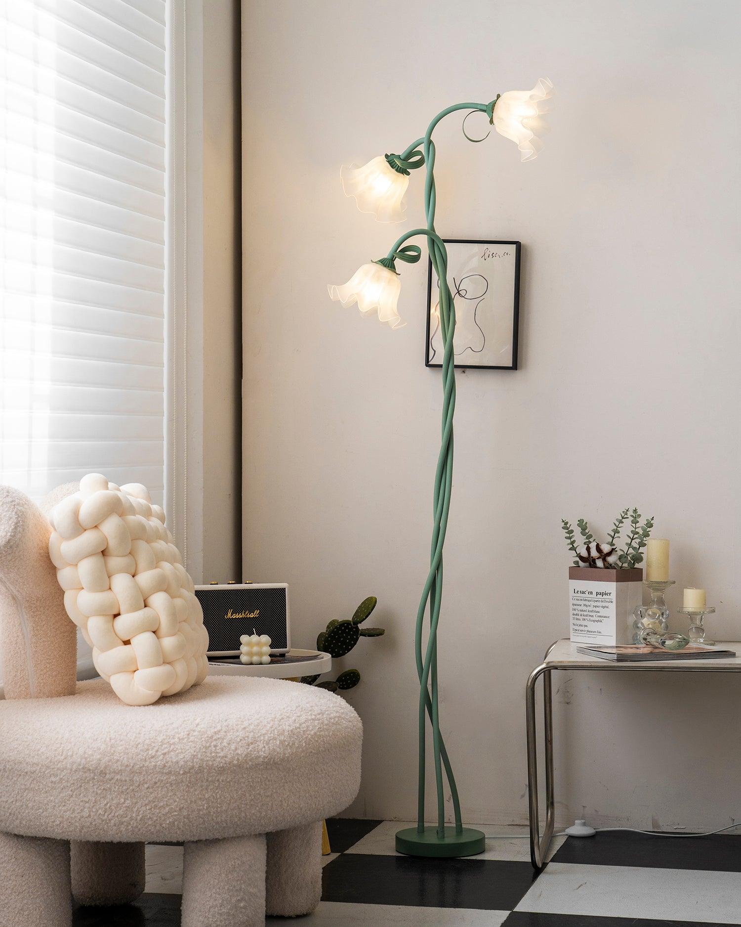 Bloomora | Blühende Design-Stehlampe