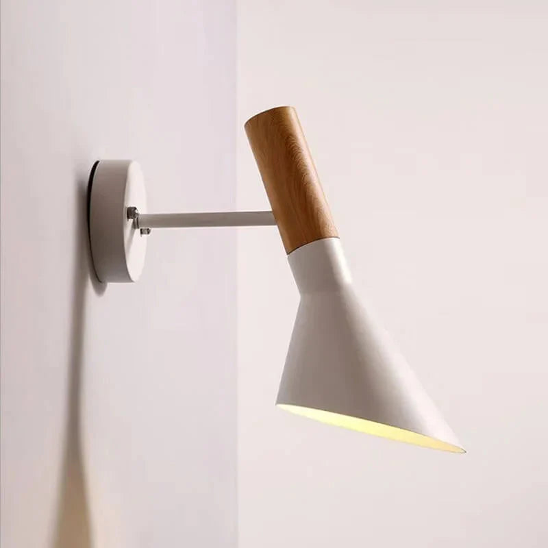 Norvia | LED Schreibtischlampe im modernen Design
