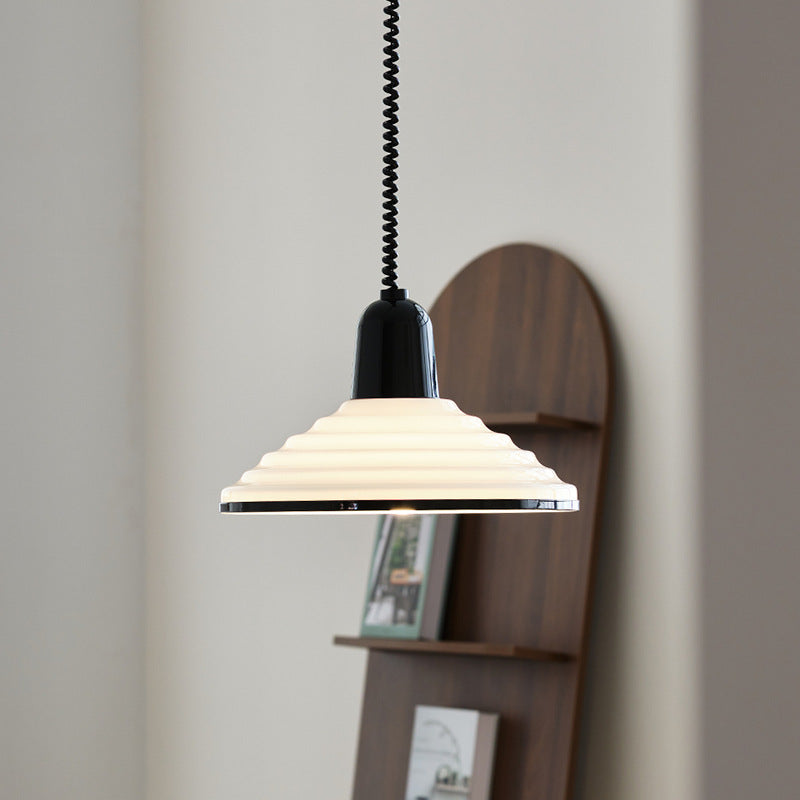 Retra | Pendelleuchte im Retro-Stufendesign