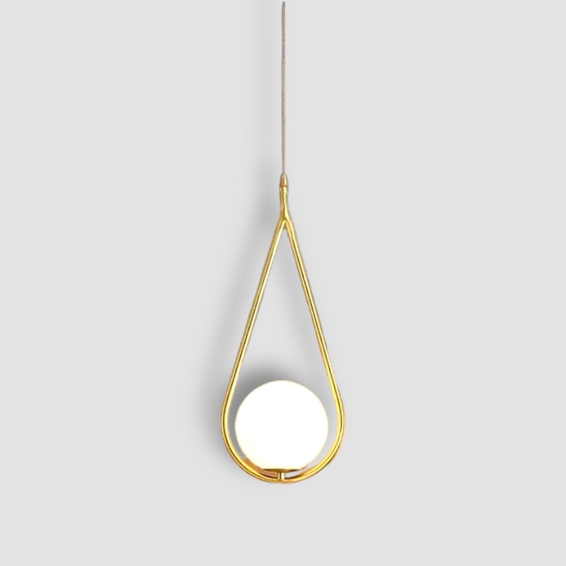 Aurea | Goldene LED Pendelleuchte Tropfenform Modern