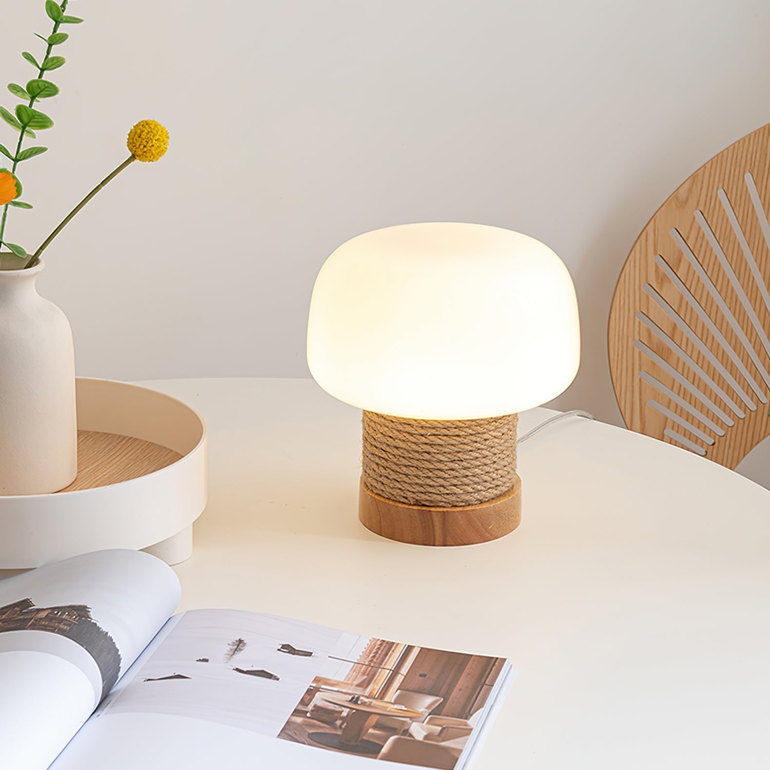 Lumo | Moderne LED Tischlampe Minimalistisch Holzfuß