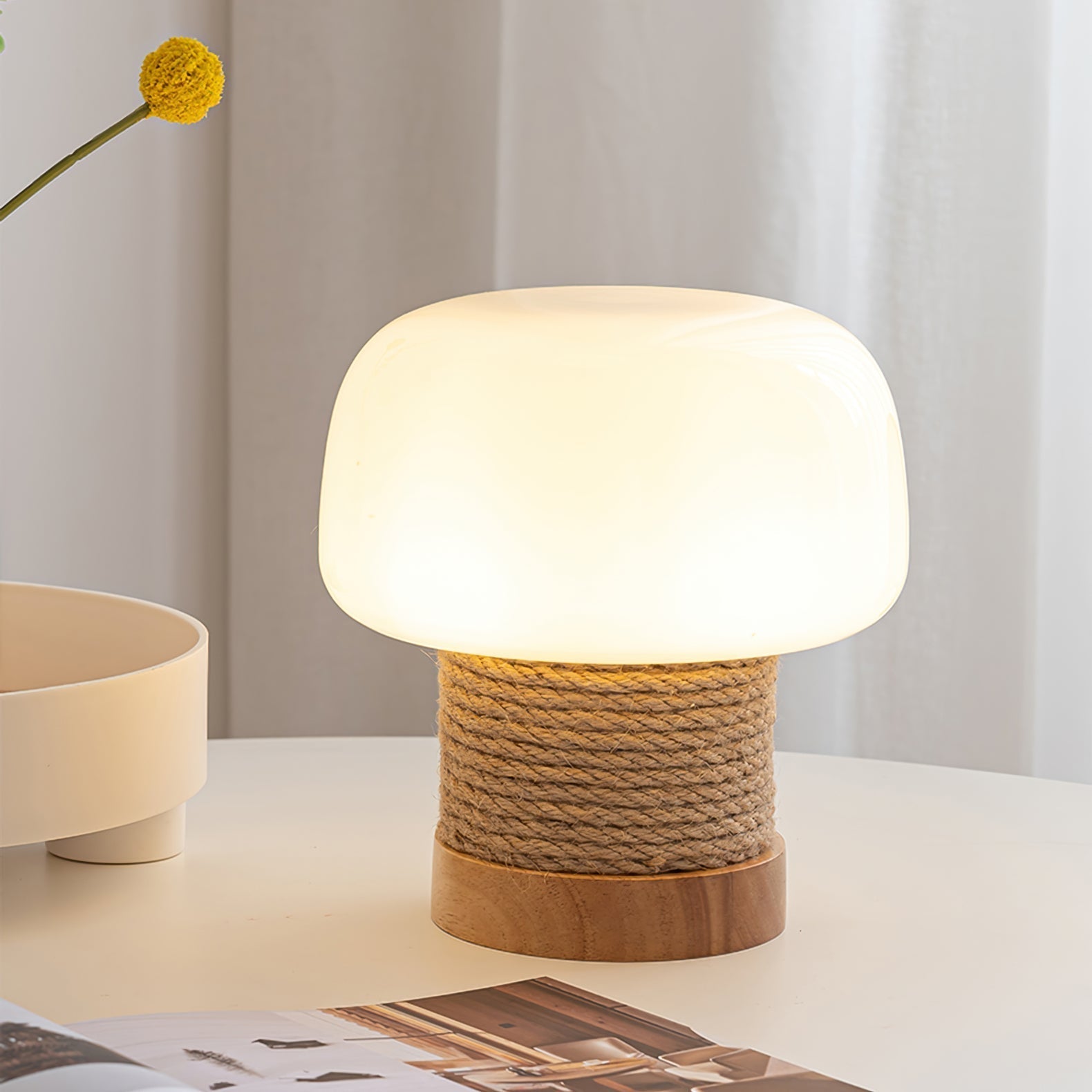 Lumo | Moderne LED Tischlampe Minimalistisch Holzfuß