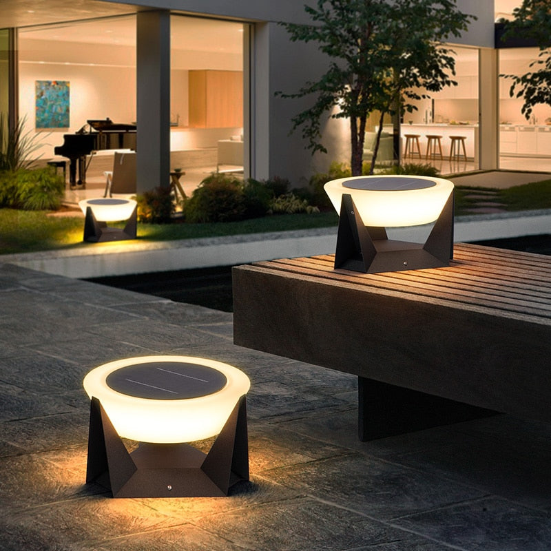 LED-Solarleuchte für draußen | Klare Linien & starke Leistung