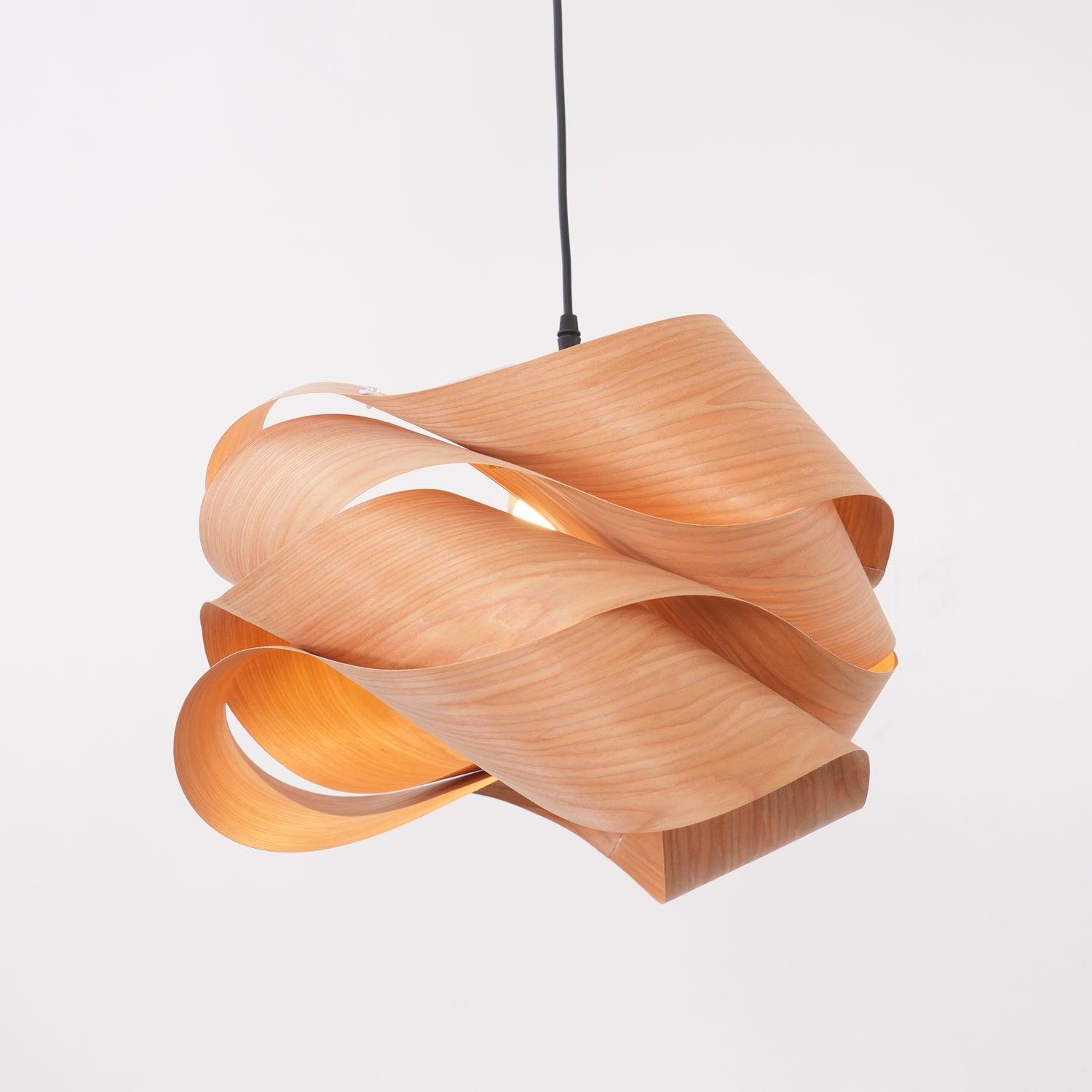 Lirado – Designer Pendelleuchte im Holz-Design