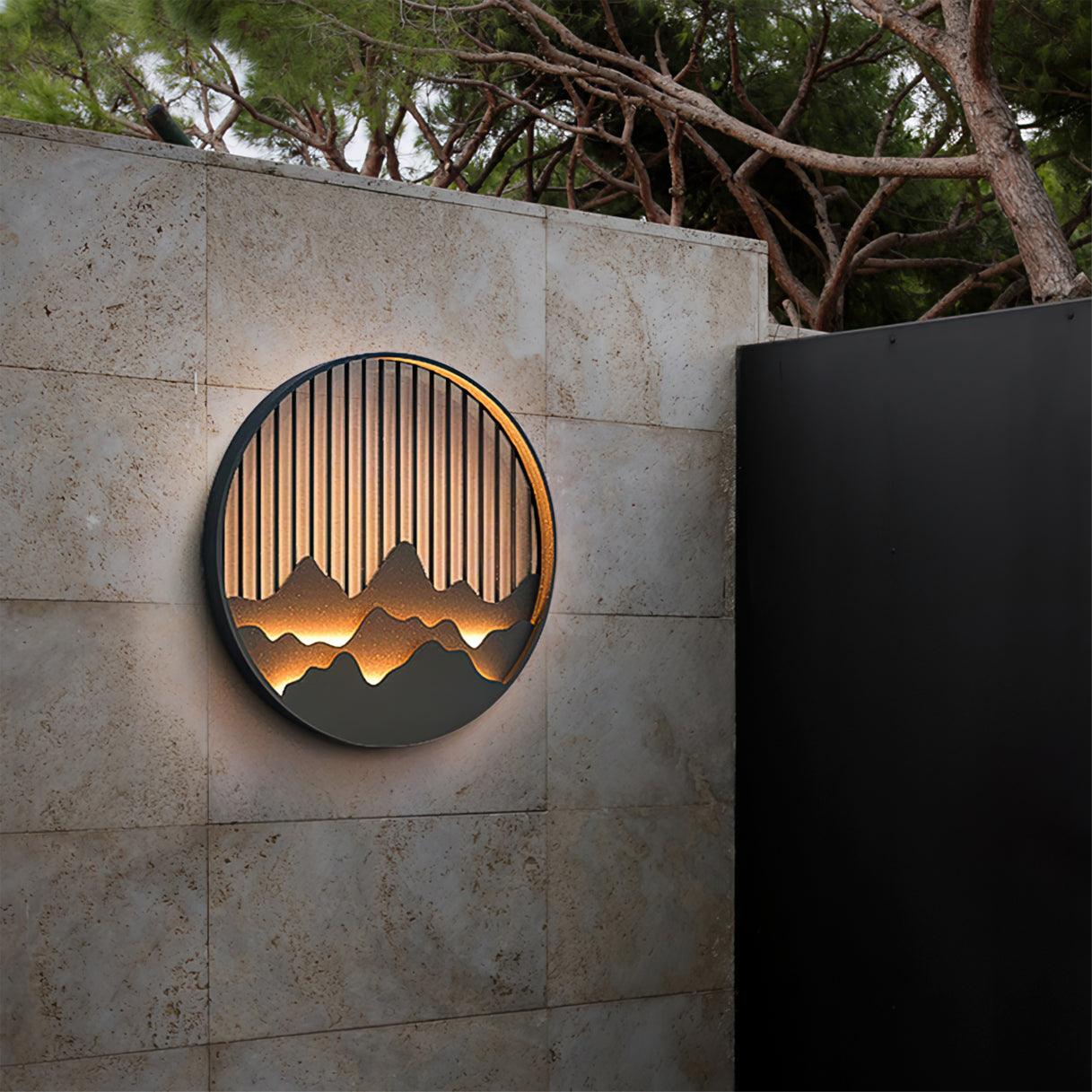 Montira | LED Wandleuchte mit Bergmotiv