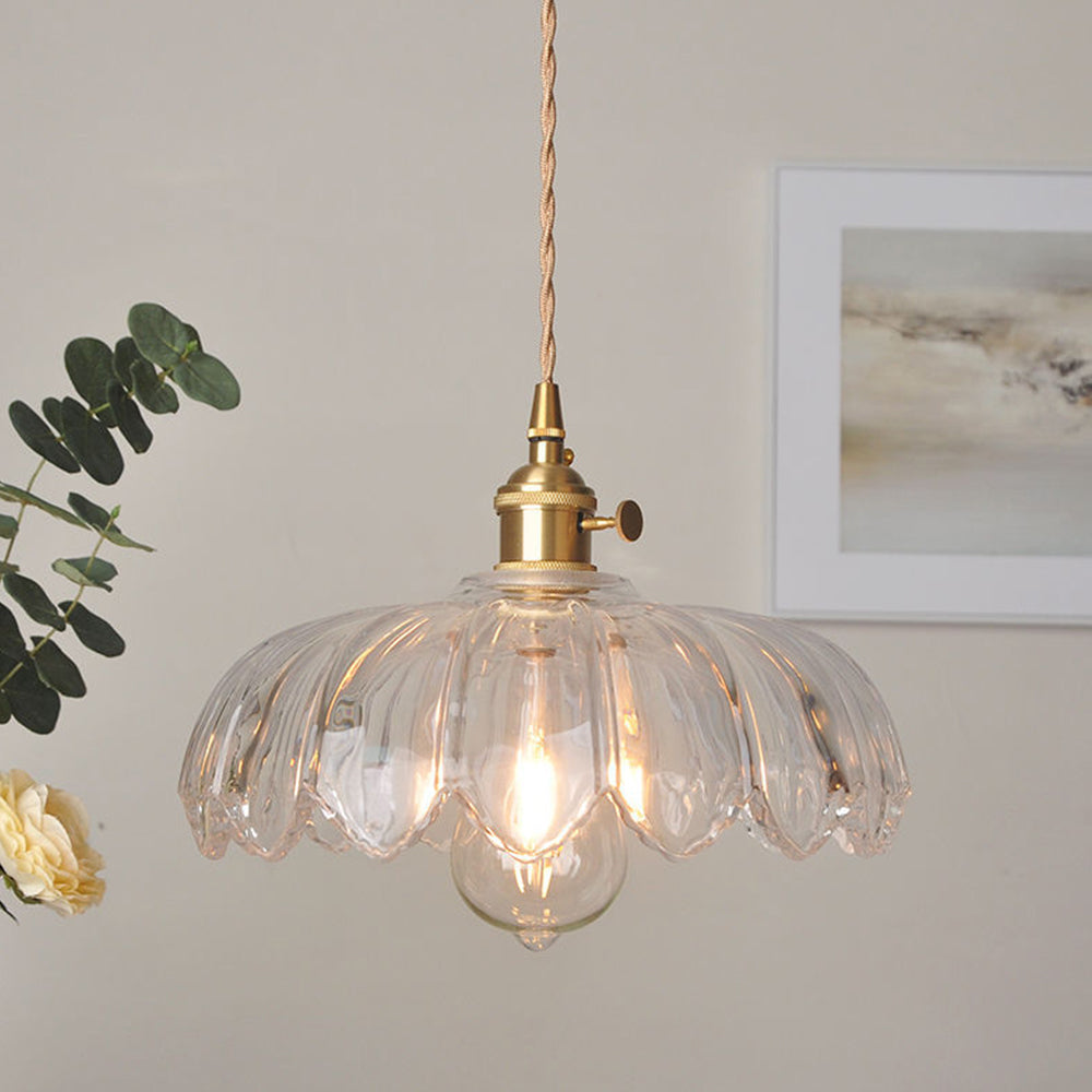 Vintage Blüten-Pendelleuchte | Floraler Charme im Retro-Stil