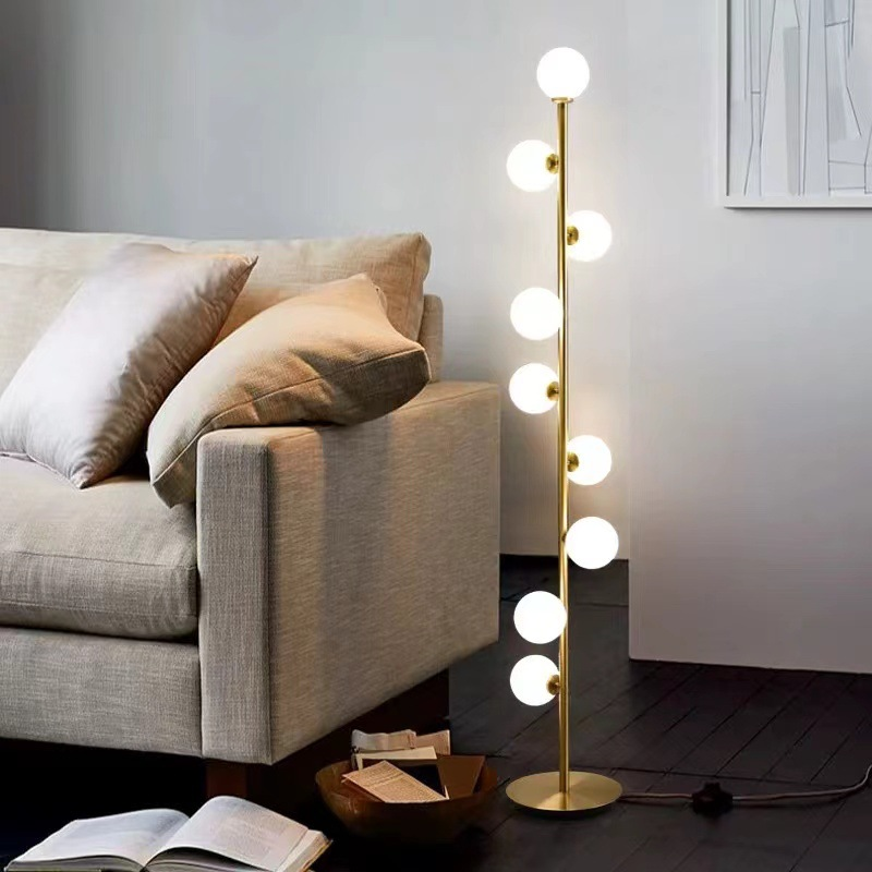 Celestina | Designer Stehlampe mit Kugellicht