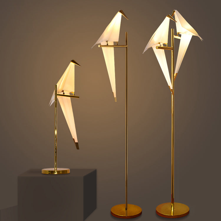 Avelora | Origami Vogel Stehleuchte