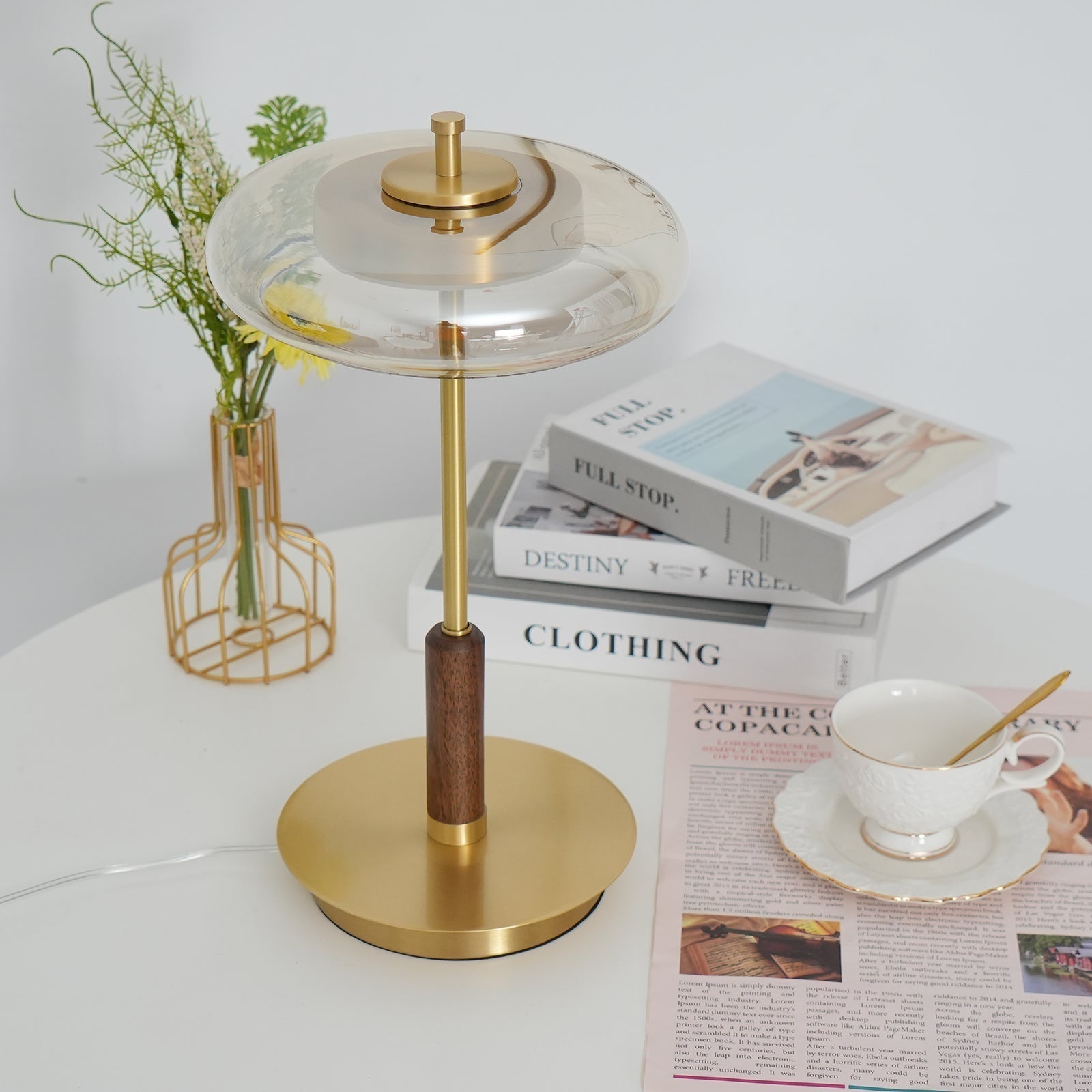 Lumisol | Tischleuchte mit Glas und Holz