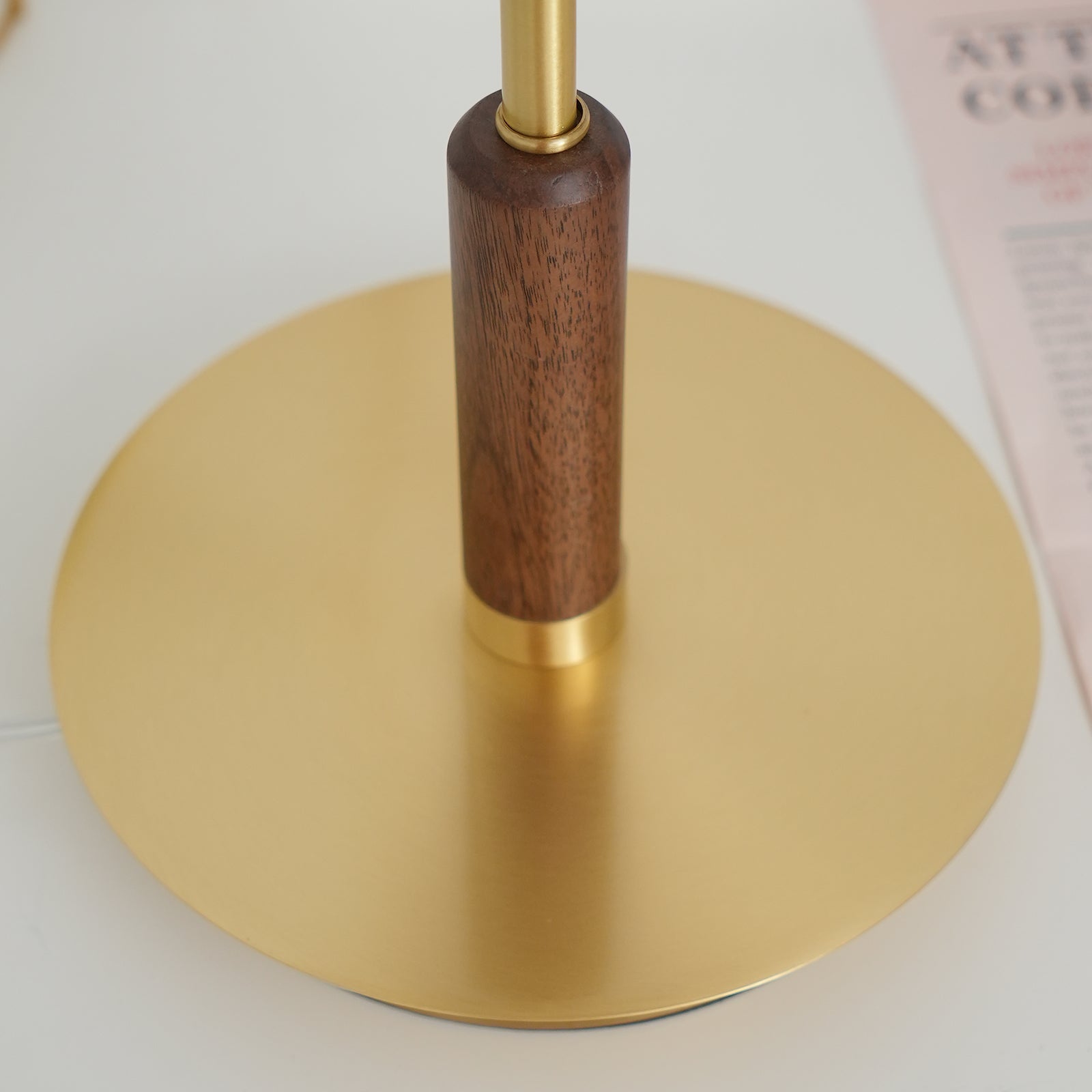 Lumisol | Tischleuchte mit Glas und Holz