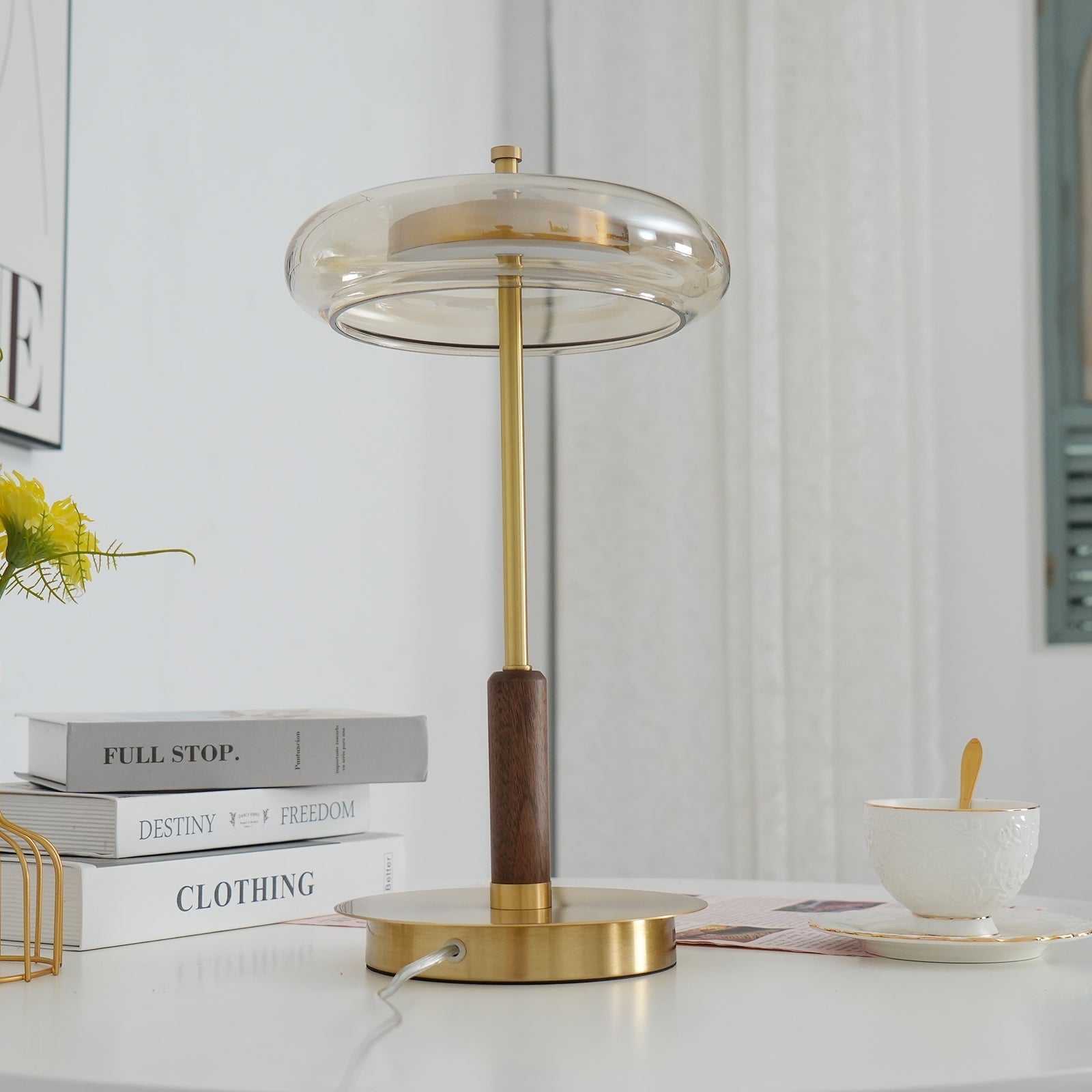 Lumisol | Tischleuchte mit Glas und Holz