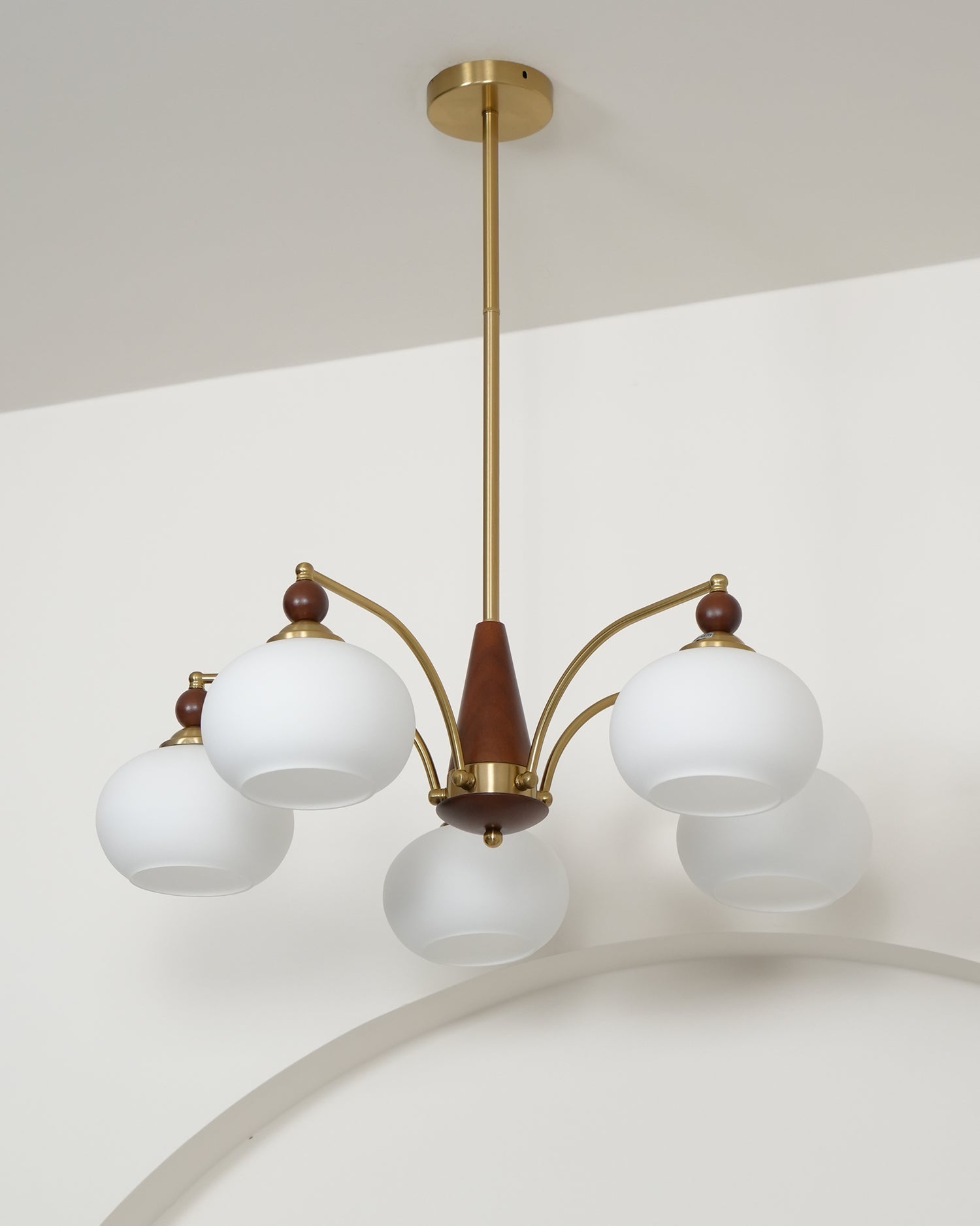 Clavira | Vintage-Deckenleuchte mit Opalglas