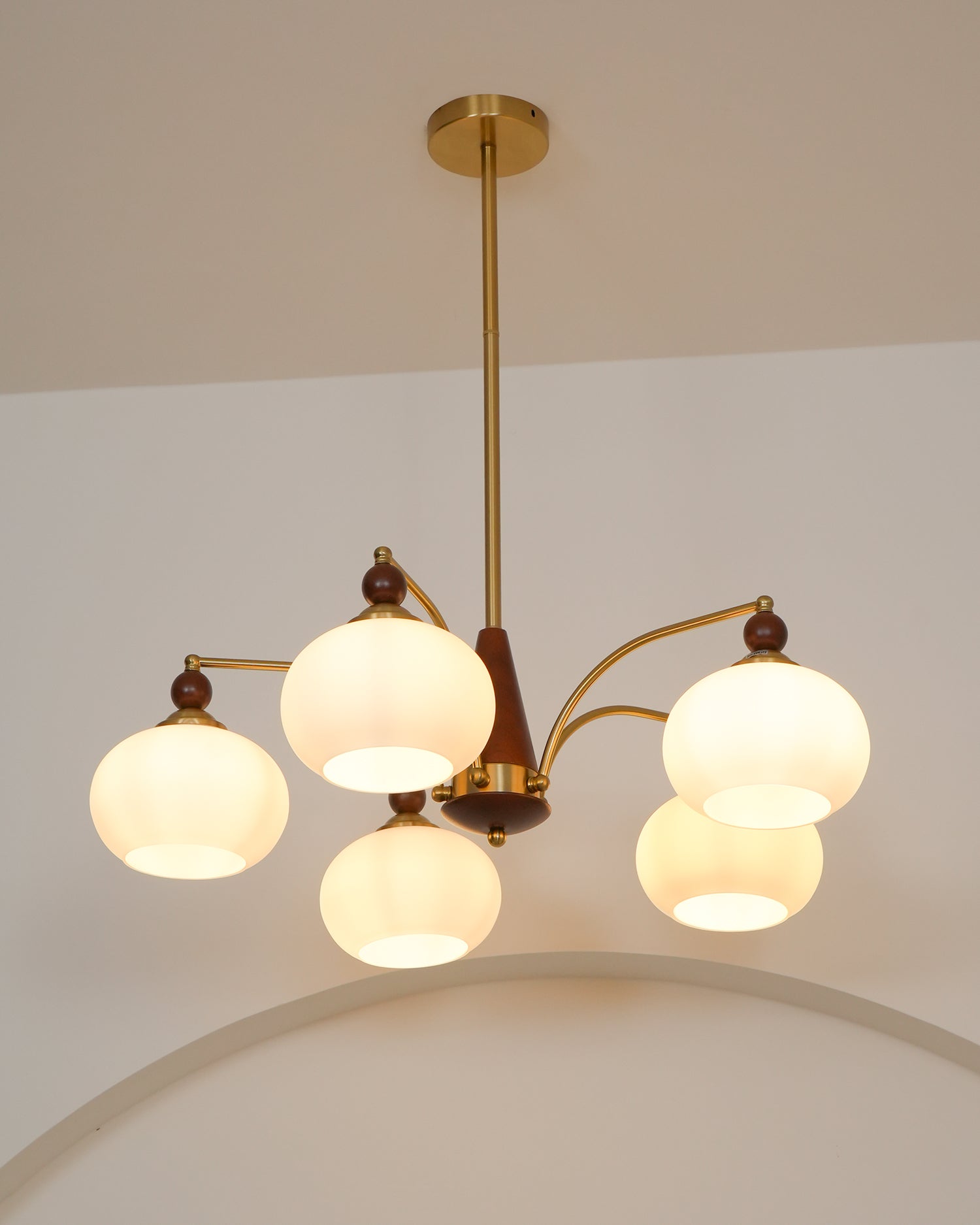 Clavira | Vintage-Deckenleuchte mit Opalglas
