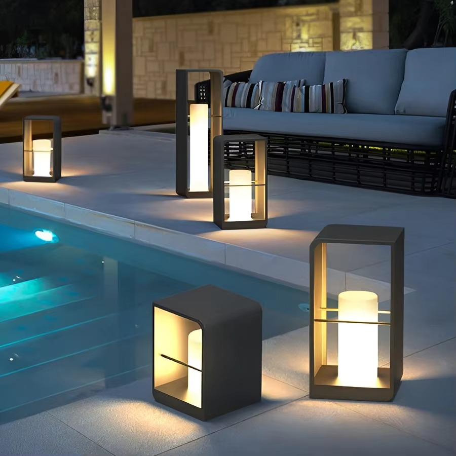 Lumiframe | Moderne LED-Außenstehleuchte