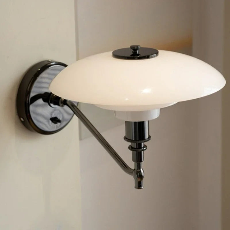 Norvia – Retro LED Wandlampe mit Glasschirm