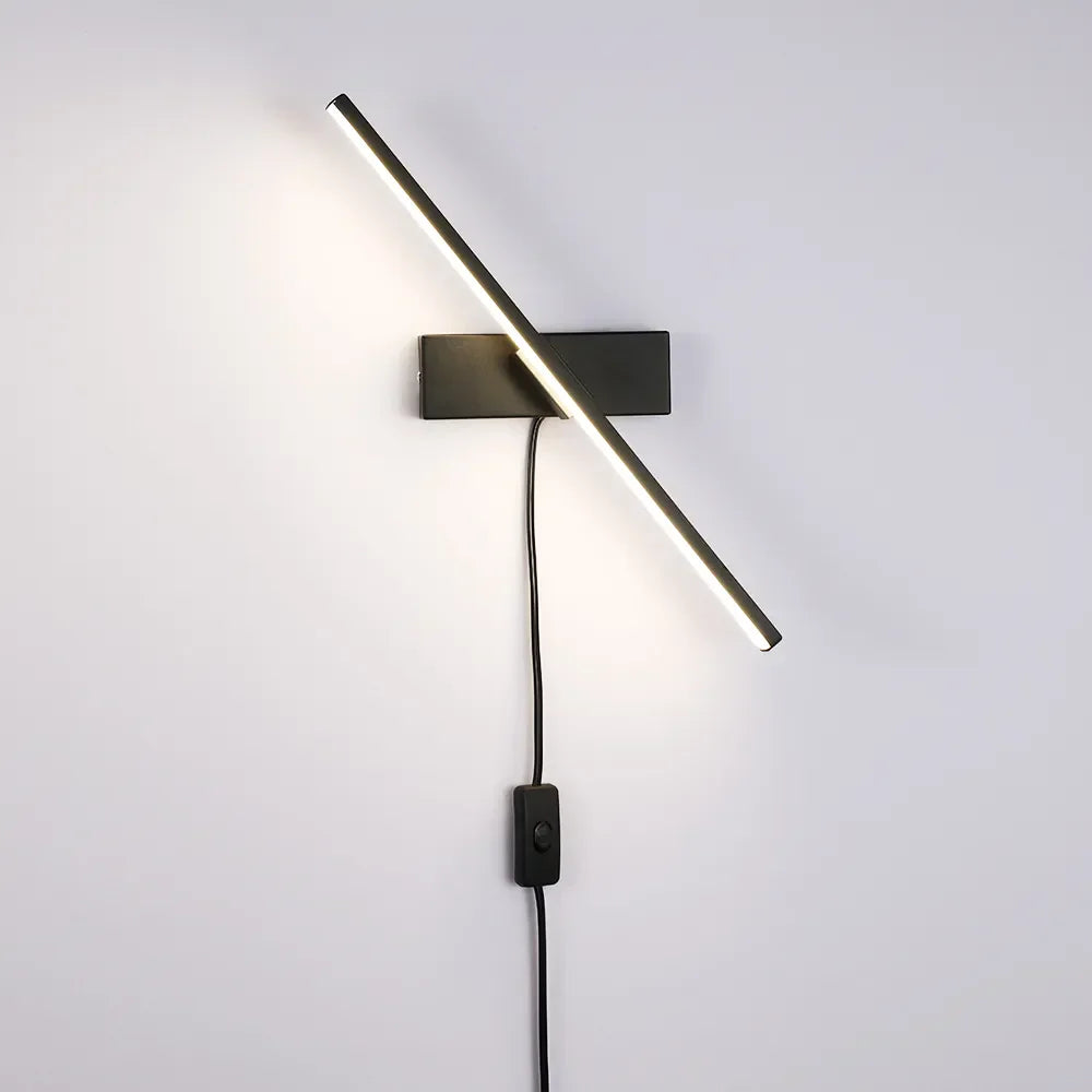Nordic | Verstellbare LED Wandleuchte mit Stecker
