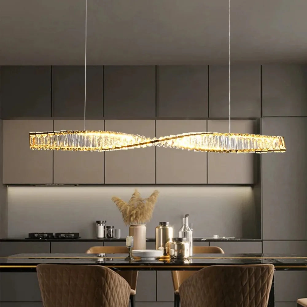 Velmira | LED Hängeleuchte mit Goldrahmen