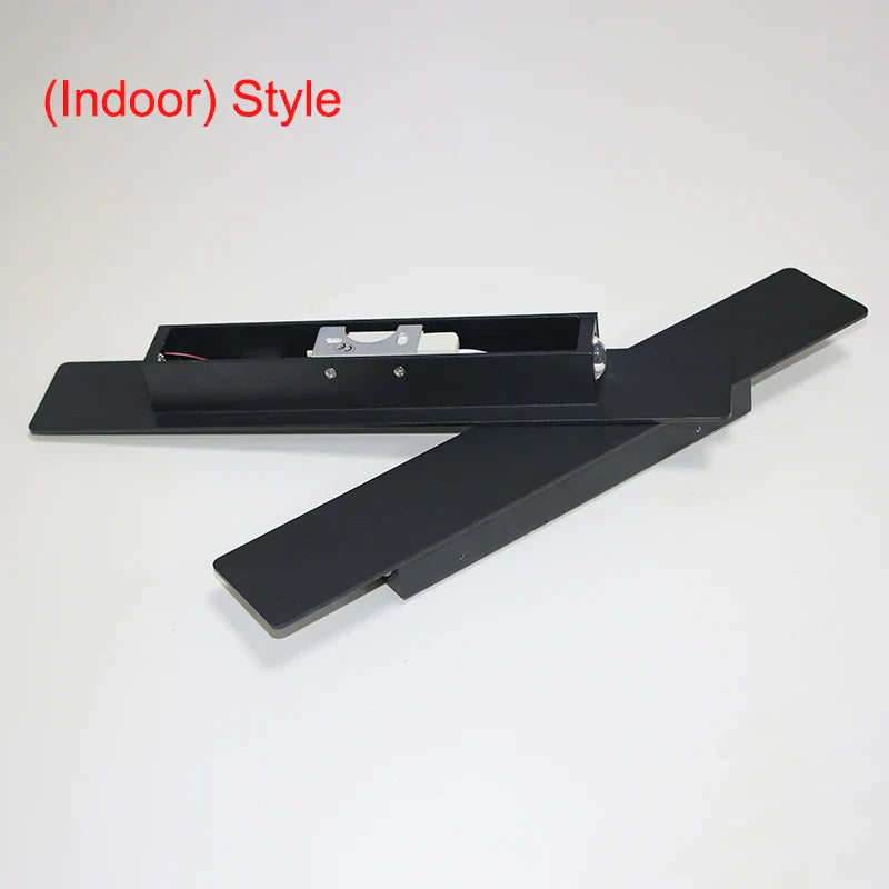 Ardent | Moderne Vertikale LED-Wandleuchte