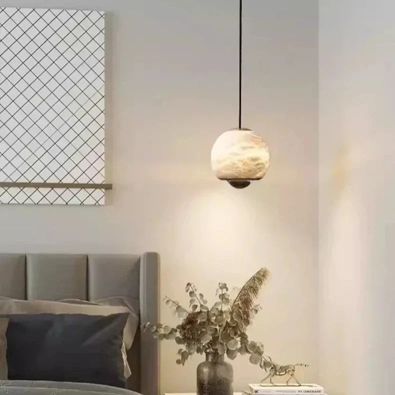Calora | Pendelleuchte im Rundglas-Design