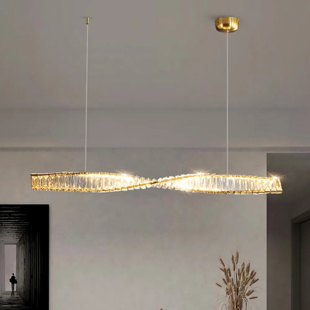 Velmira | LED Hängeleuchte mit Goldrahmen