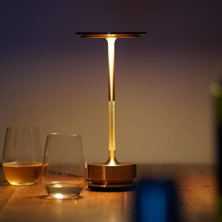 Lumora | Minimalistische LED-Tischleuchte
