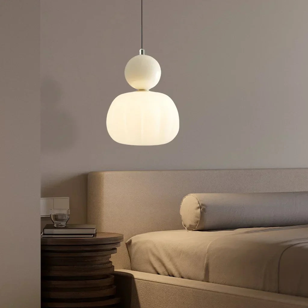 Lunero | Glas-Pendelleuchte mit Farbakzenten
