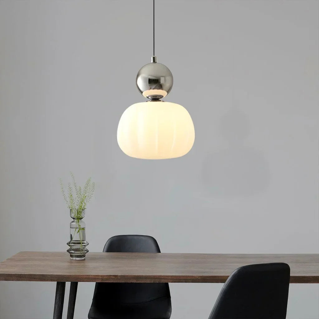 Lunero | Glas-Pendelleuchte mit Farbakzenten